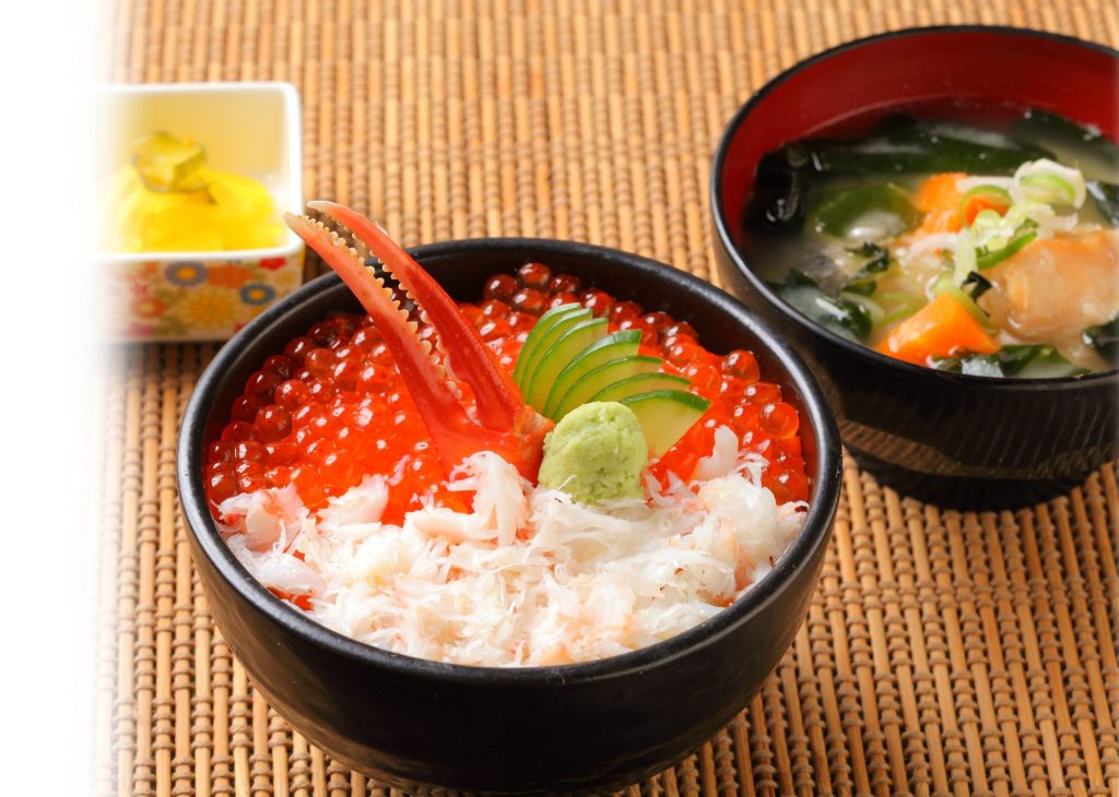 イクラカニ丼