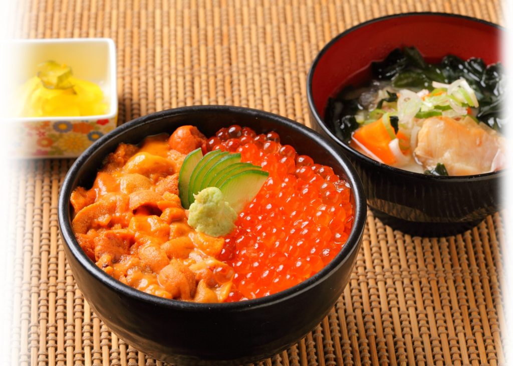 ウニイクラ丼